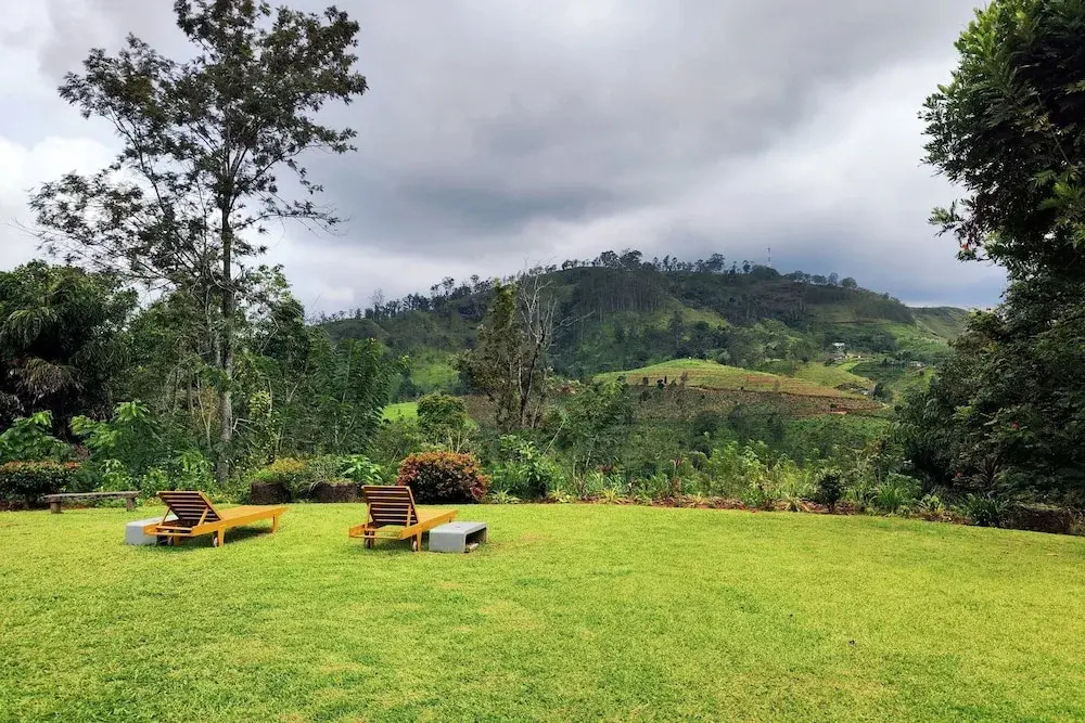The 6th Milepost Tea Bungalow