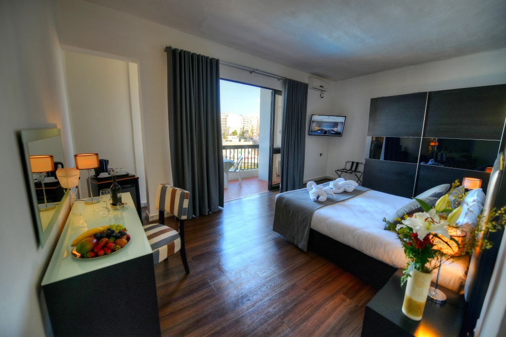 St Julian's Bay Hotel - Général