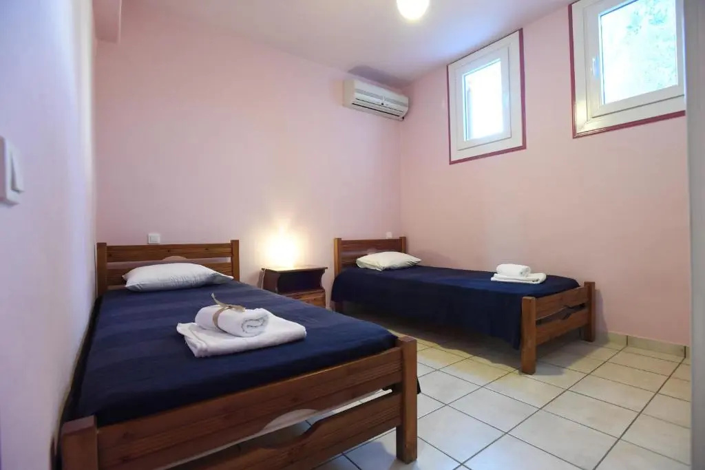 2 Bedrooms Basement Apartment