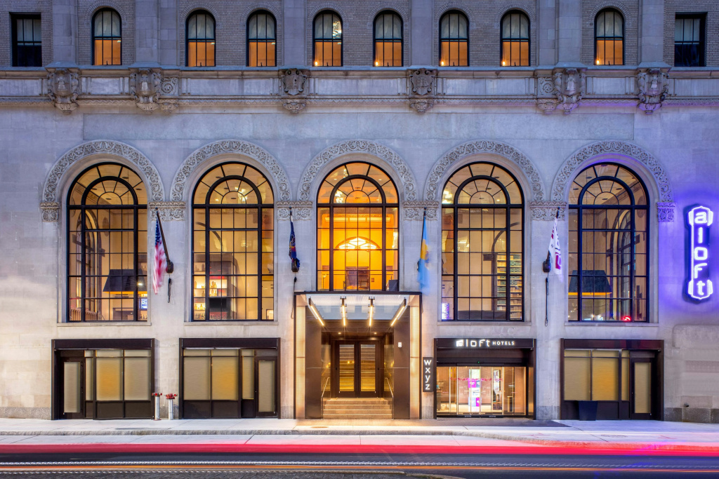 Aloft by Marriott Philadelphia Downtown