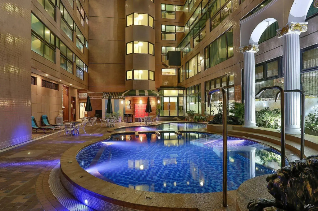 Hotel photo 12