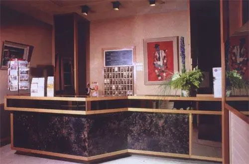 Lobby & Reception