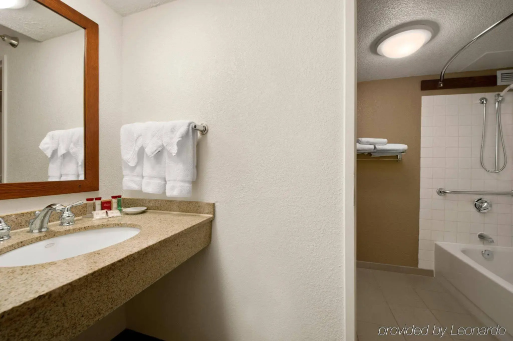 Delta Hotels by Marriott Minneapolis Northeast - Général