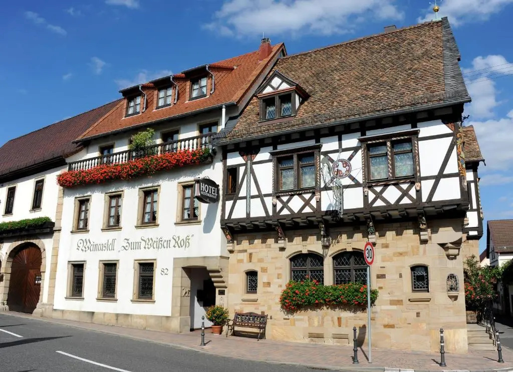 Weinkastell Zum Weissen Ross
