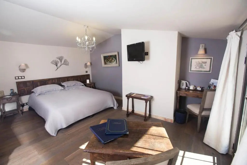 Le Mas D'Entremont - Chambres