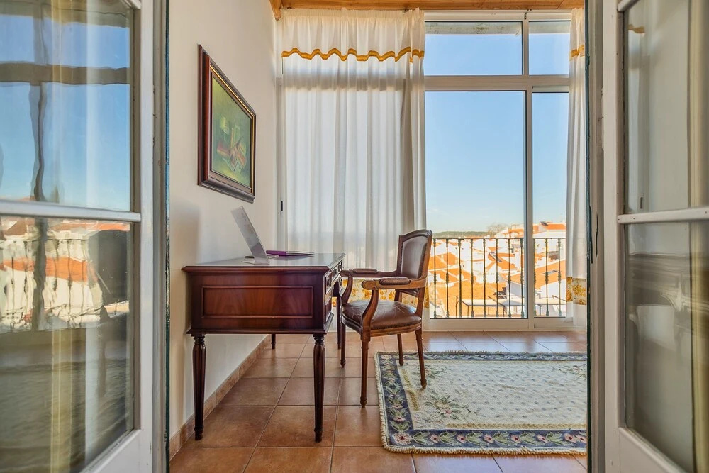Balcony & Terrace
