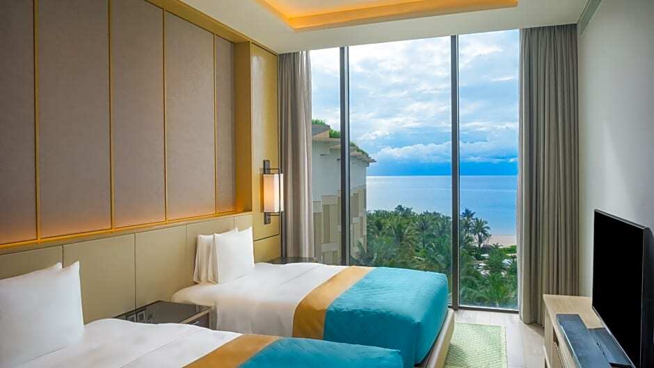 Intercontinental Phu Quoc Long Beach Resort