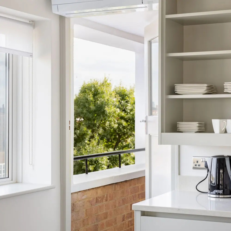 Lux Regents Park 2 bed 2 Bath Penthouse With AC