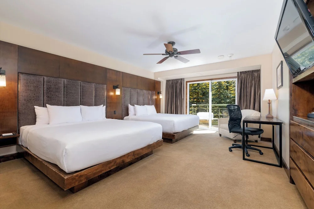 Standard room with view