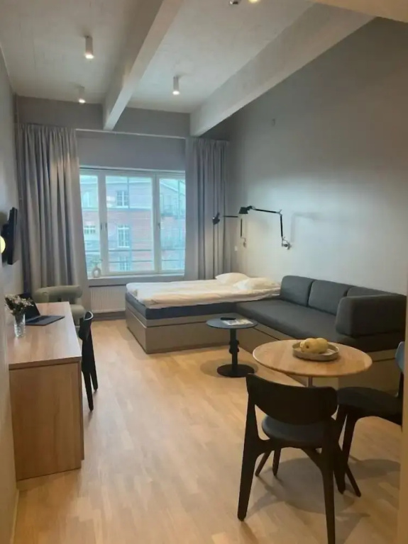 Executive Studio