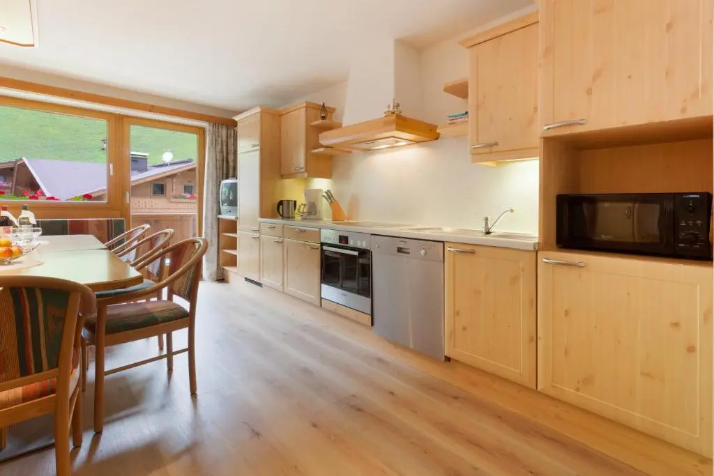 Apartment with mountain view