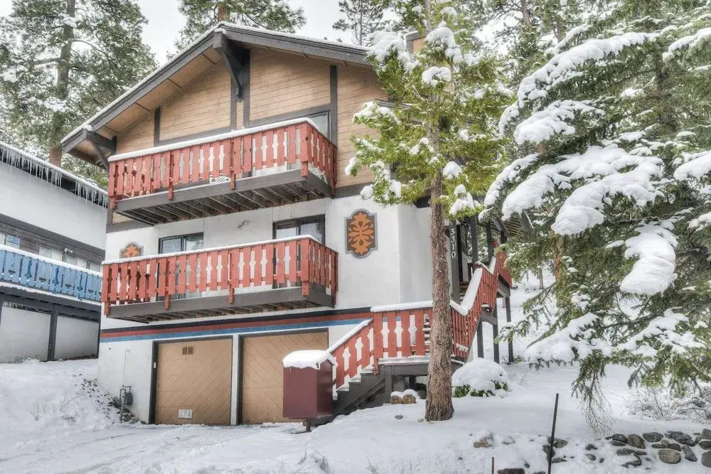 South Lake Tahoe - 3 BR + Loft Chalet - LTA 8091