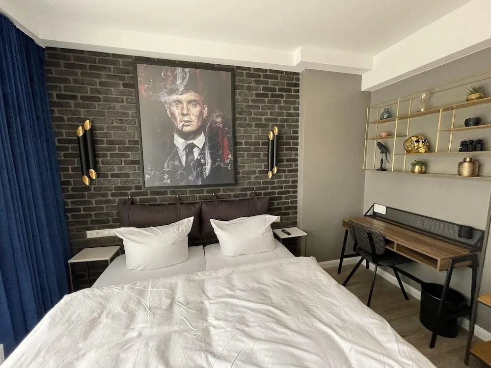 IQ Hotel GmbH photo 4