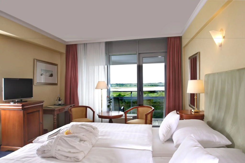 Cliff Hotel Rügen - Resort & Spa - 3