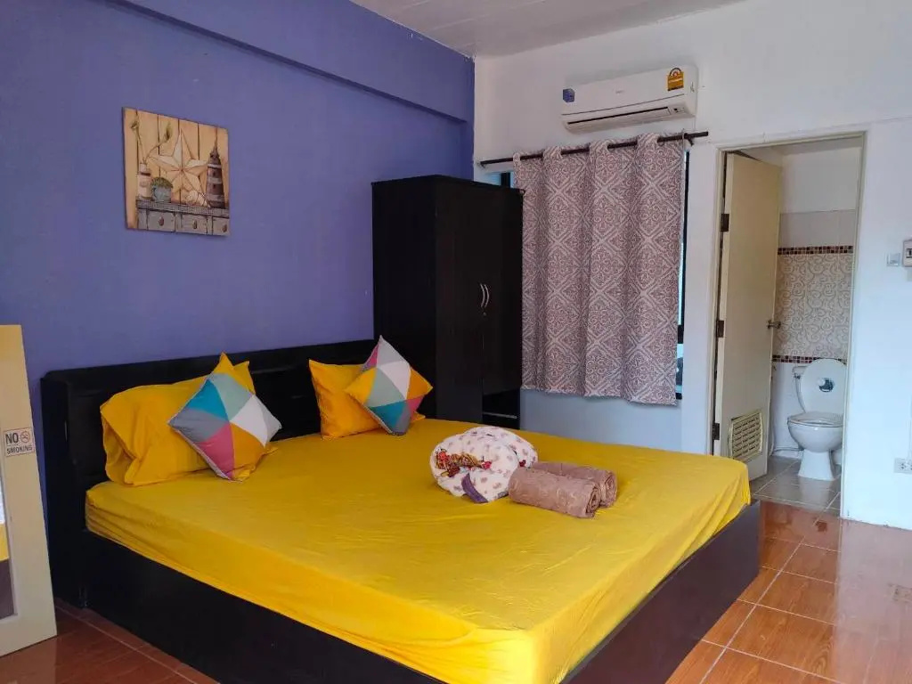 Standard Double room (full double bed)