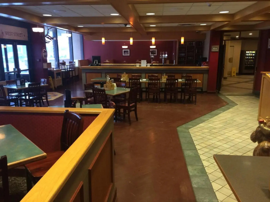 Greenwood Inn & Suites - Général