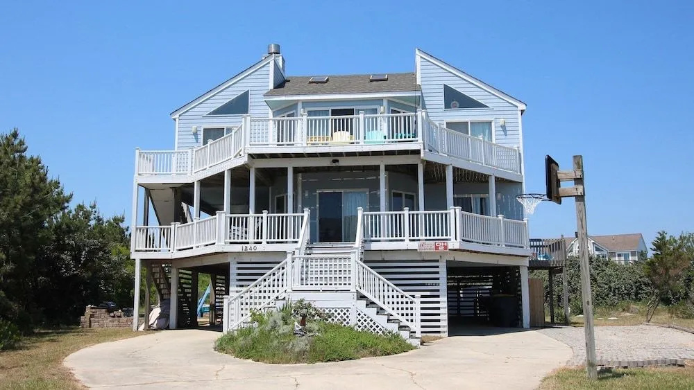 Caspies by the Sea 1240 - 6 Br Home