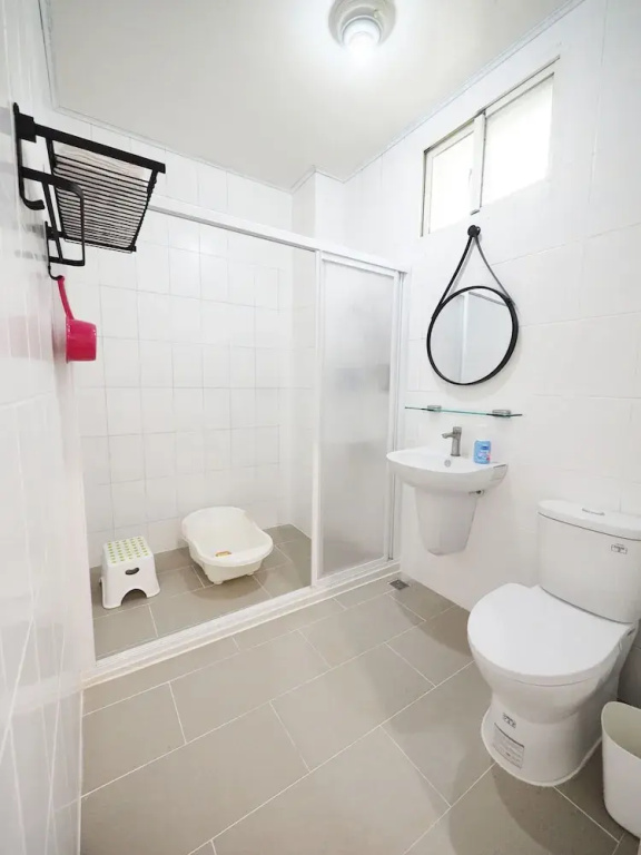 Comfort room