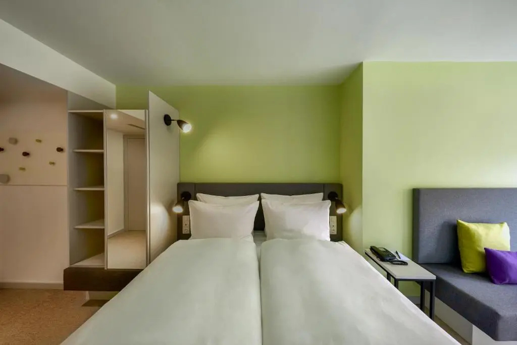 Superior Double room (full double bed) (queen size bed)