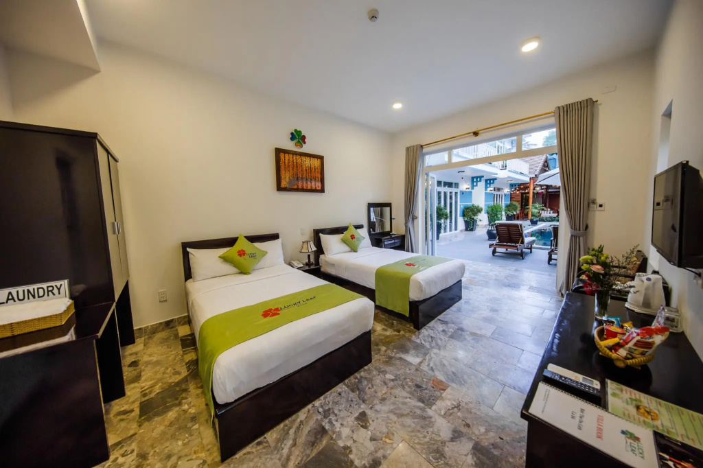 Deluxe Double room with garden view (twin beds)