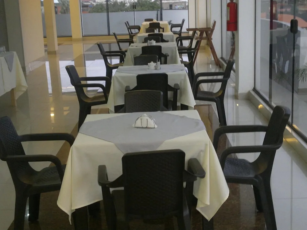 Food & Beverage