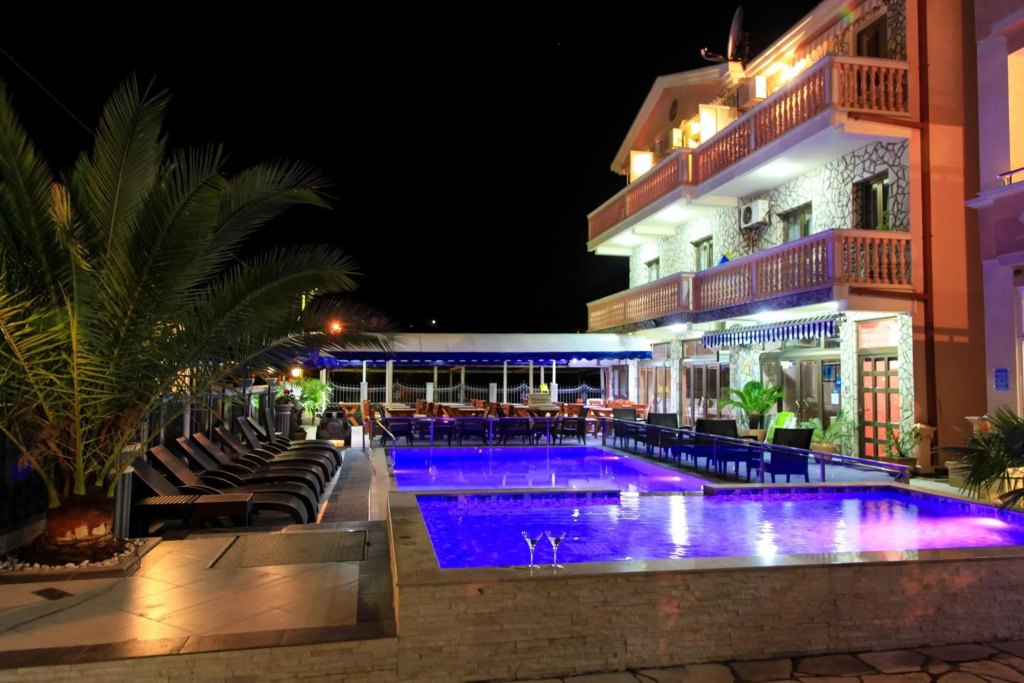 Hotel photo 12