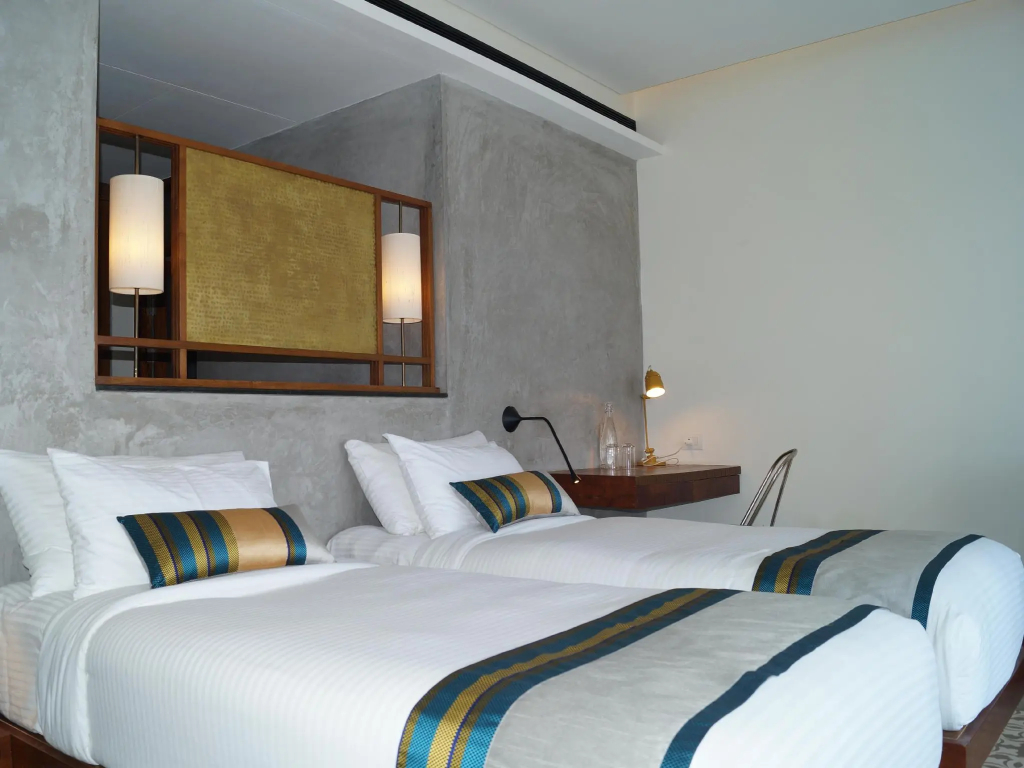 觀景標準雙人房，配備雙人床