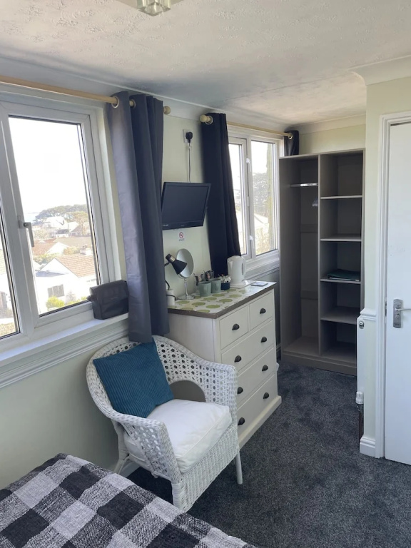 Standard Double room with sea view (full double bed)