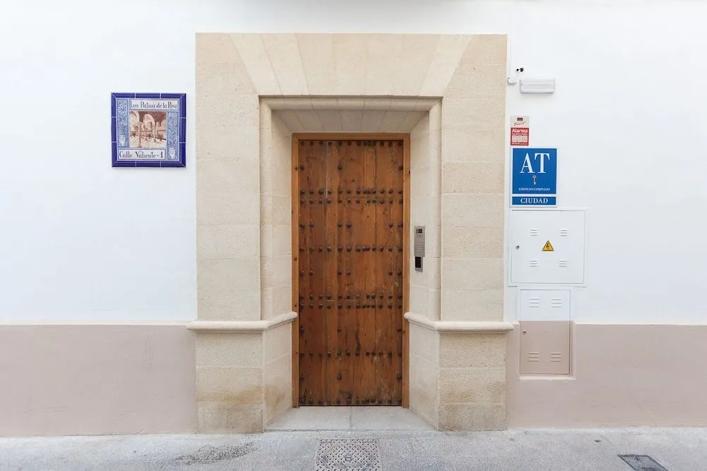 Patios de la Riva