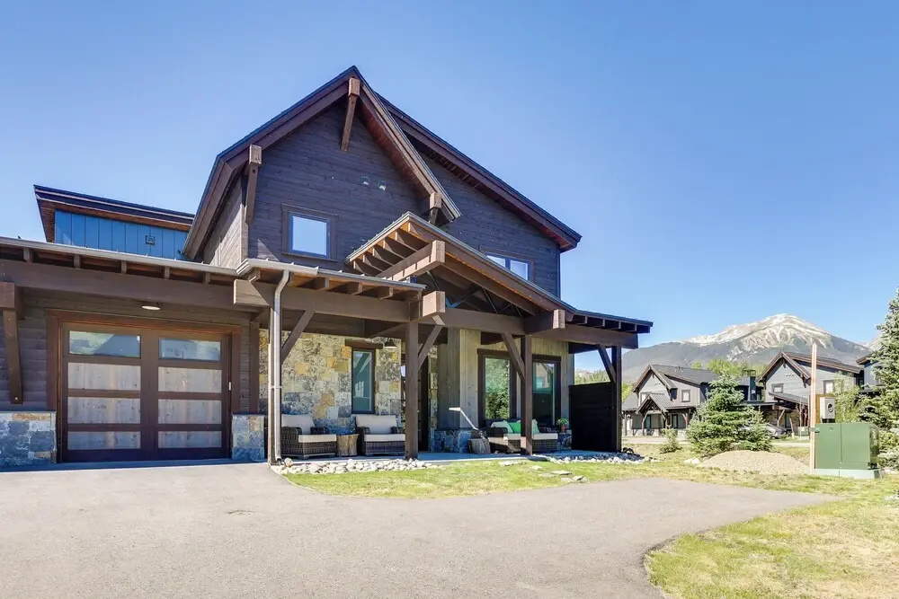 Hike, Ski, Golf, & Fish: Silverthorne Townhome!