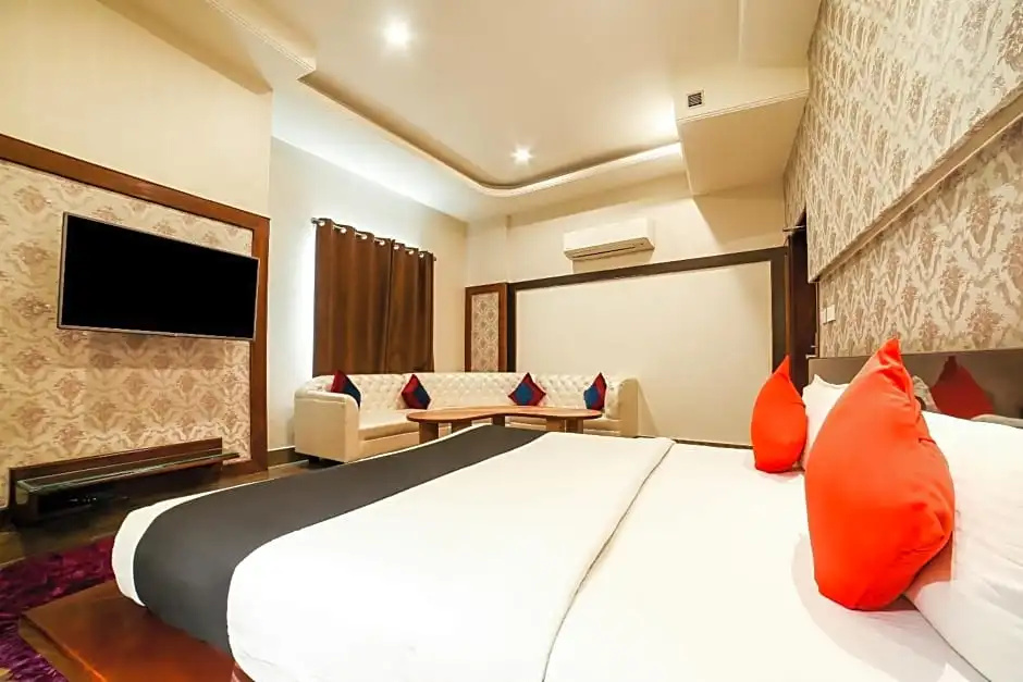Gopinath The Grand - Chambres