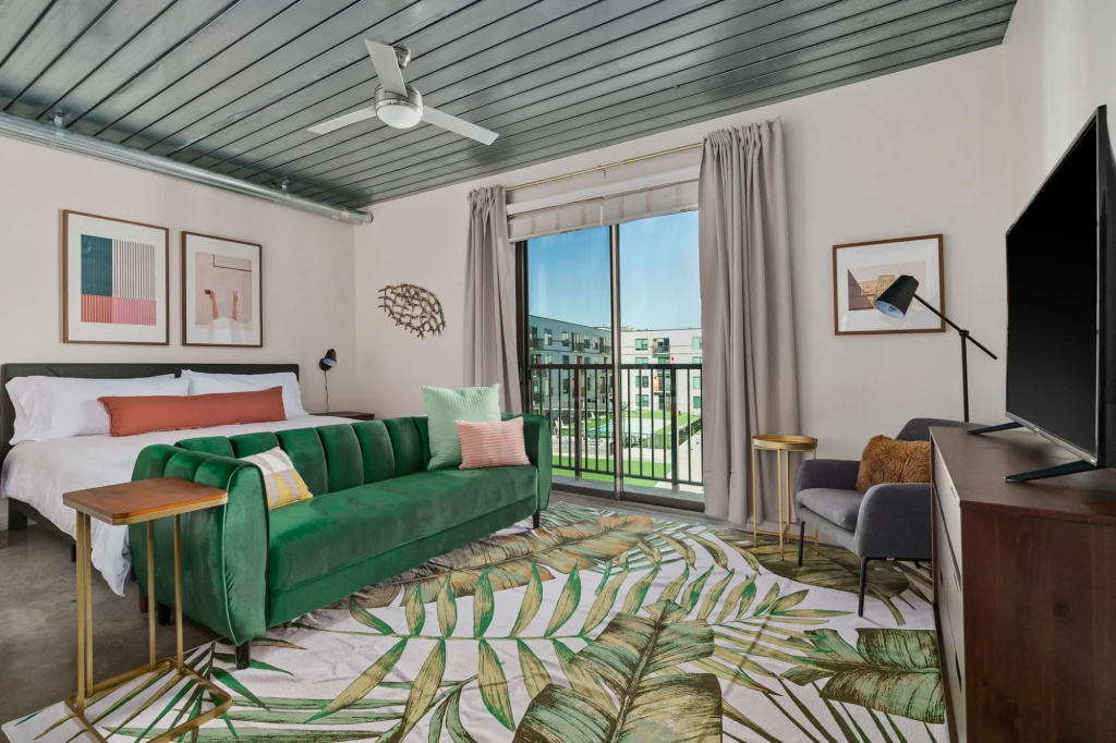 Mid Main Lofts #7305 | Designer studio w/ pool view | Midtown