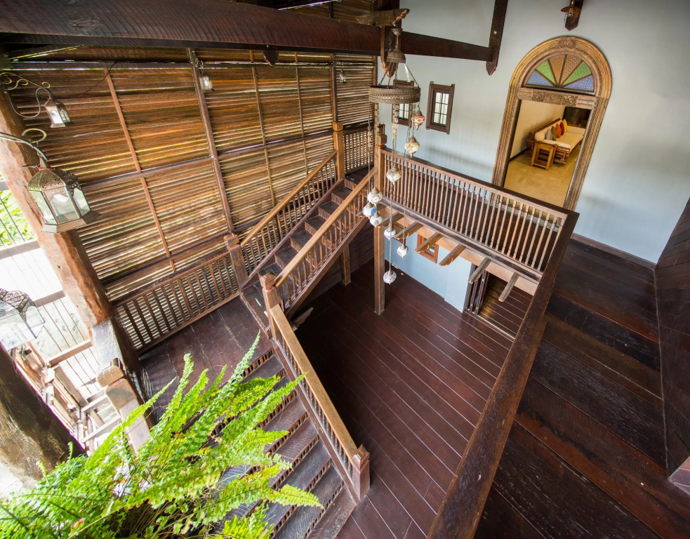 Balcony & Terrace