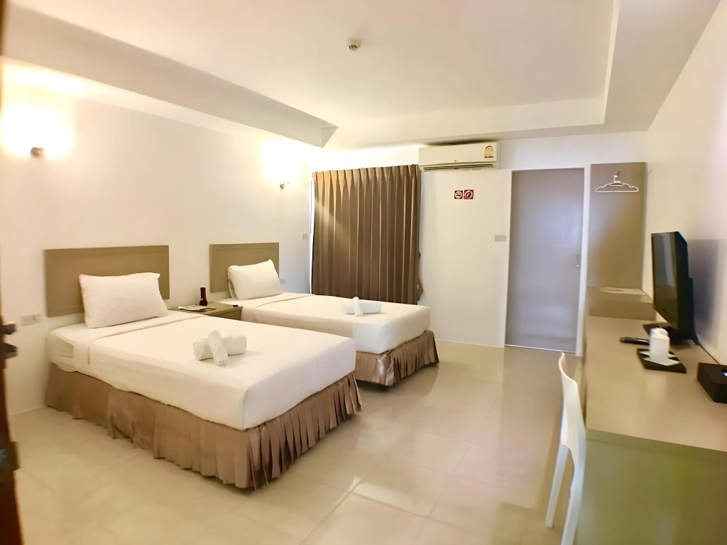 Hotel photo 13