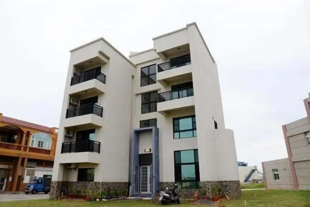 Longman Villa