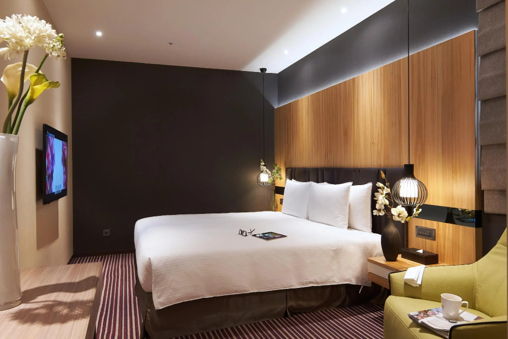 Standard Double room (full double bed)