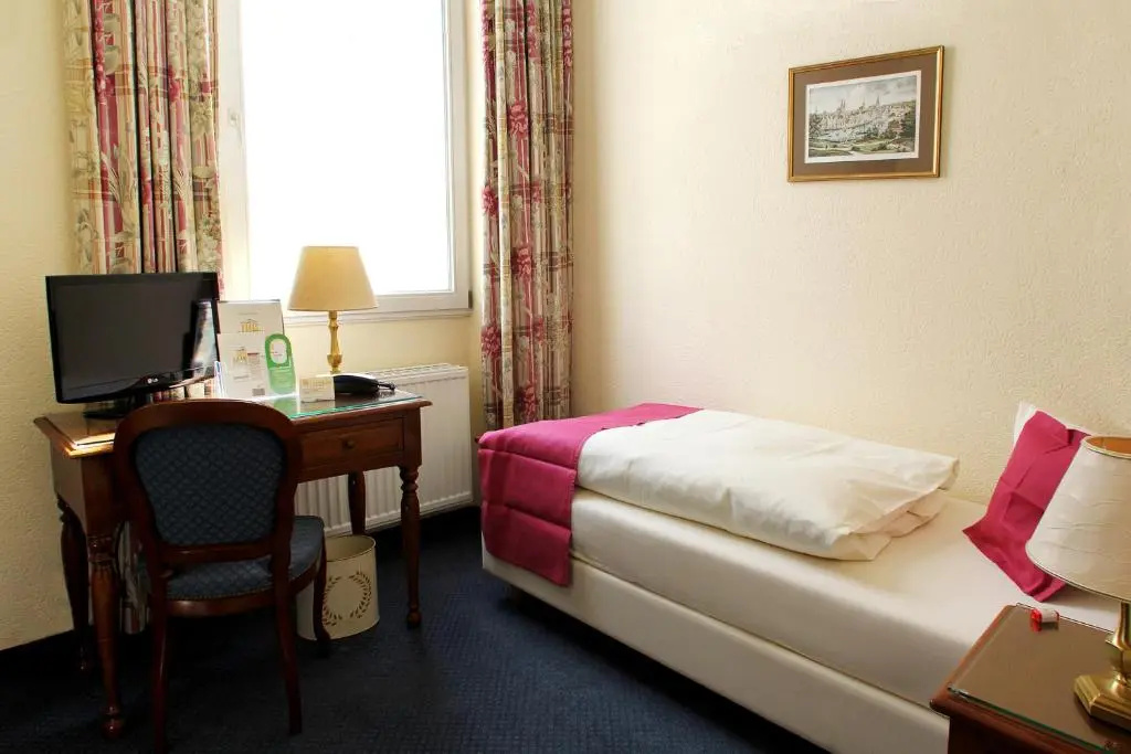 TOP CityLine Klassik Altstadt Hotel - Chambres