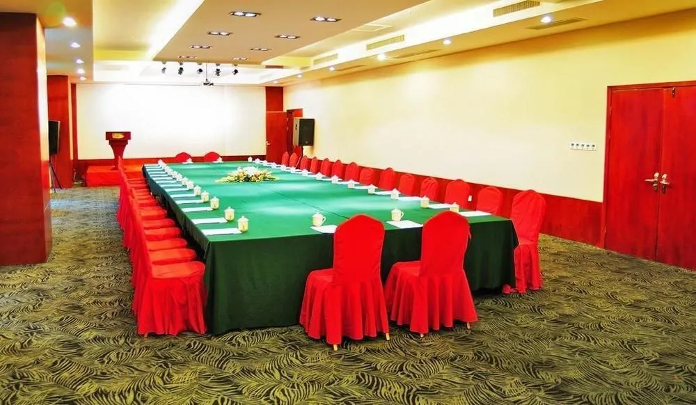 Jade Crystal Hotel - Général
