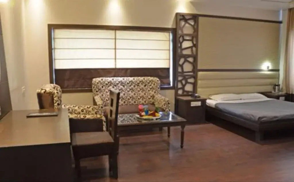 Hotel Raj Continental — фото 3