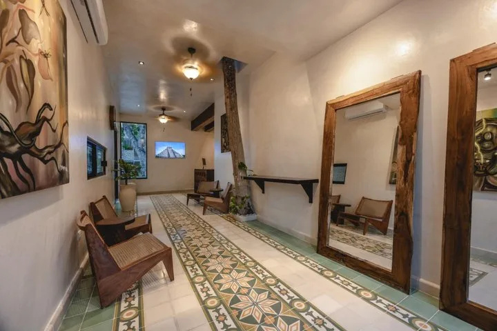 Hotel photo 8