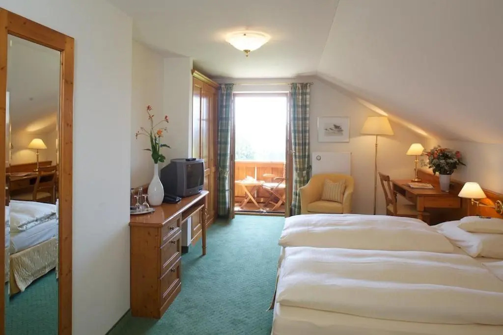 Hotel Auf der Gsteig GmbH - Chambres
