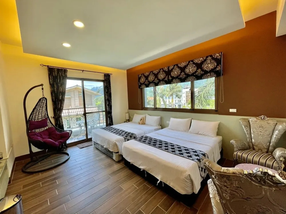 Standard Quadruple room with balcony