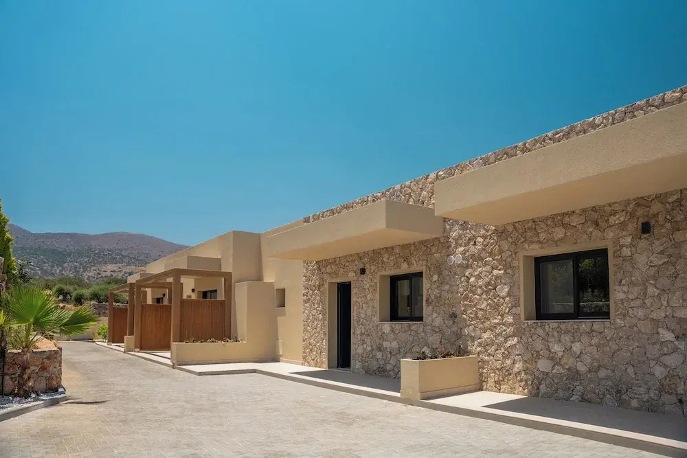 Lakka Suites