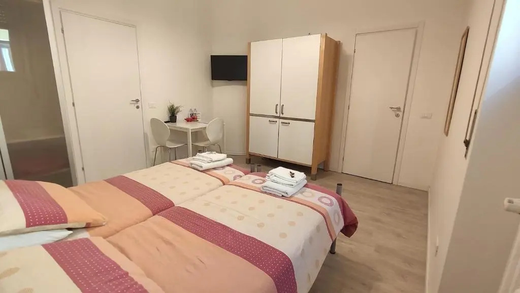 Standard Double room (twin beds)