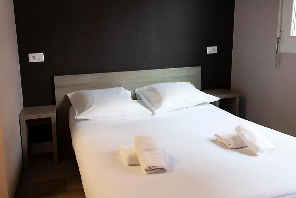 Economy Double room (full double bed)