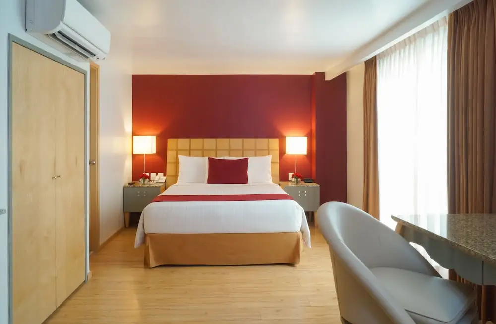 Double Junior Suite (full double bed)