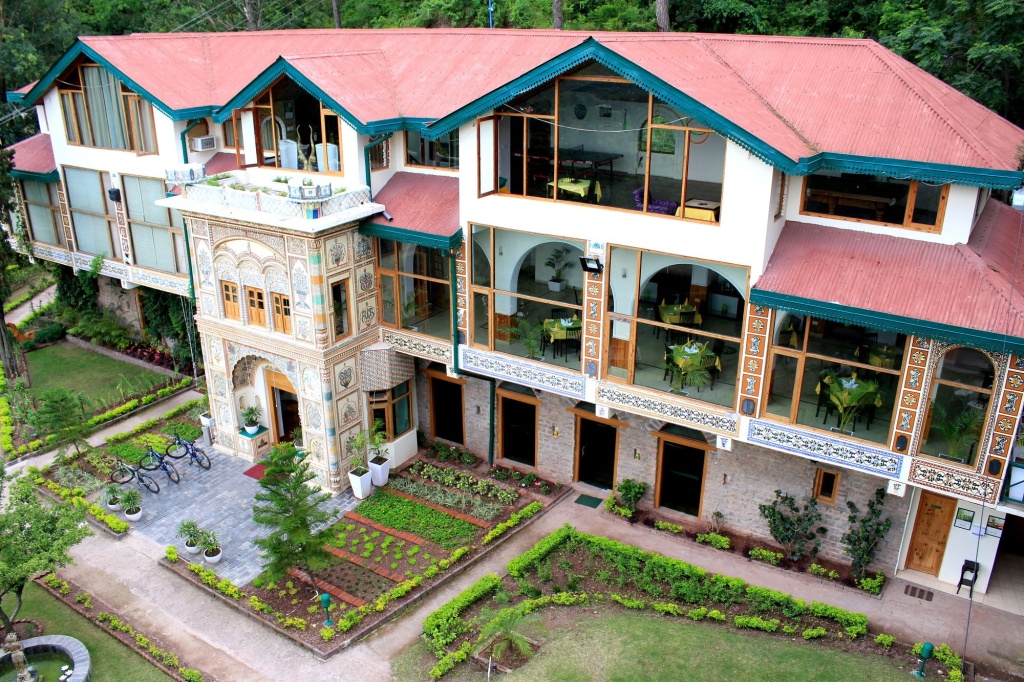 Alcor Spa Resort Kasauli