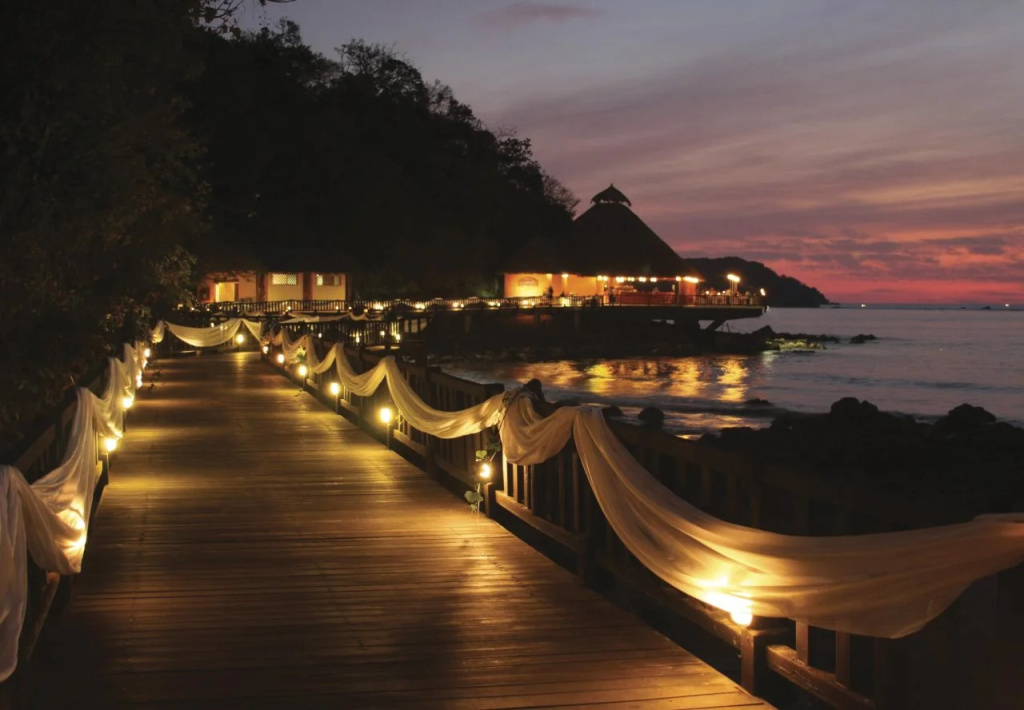 Beach & Waterfront