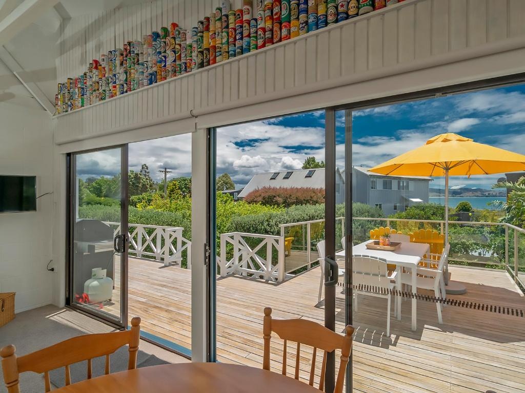 Captains Bach @ Cooks - Upstairs Holiday Unit