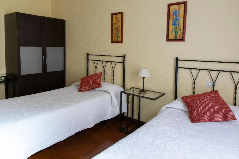 Standard Double room with balcony (full double bed)